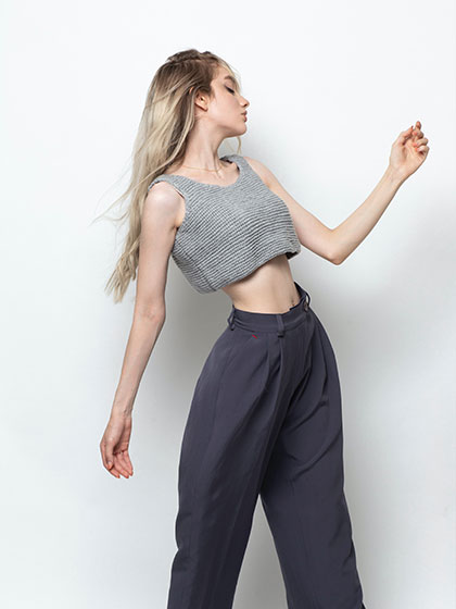 Knit sleeveless top_02